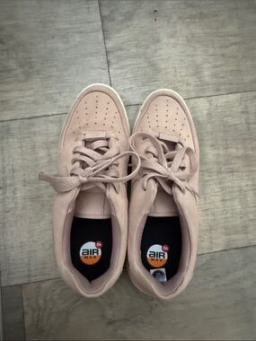 Nike Women’s Low-Top Sneakers in Light Pink